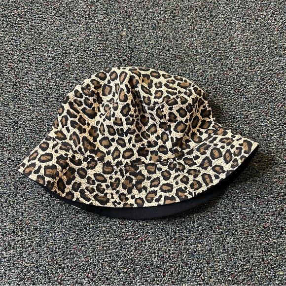 URBAN OUTFITTERS Brown & Beige Leopard Cheetah Animal Print Bucket Hat Accessory - Picture 5 of 16